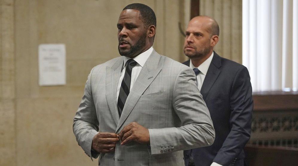 R. Kelly Arrested on Federal Sex Crimes Charges