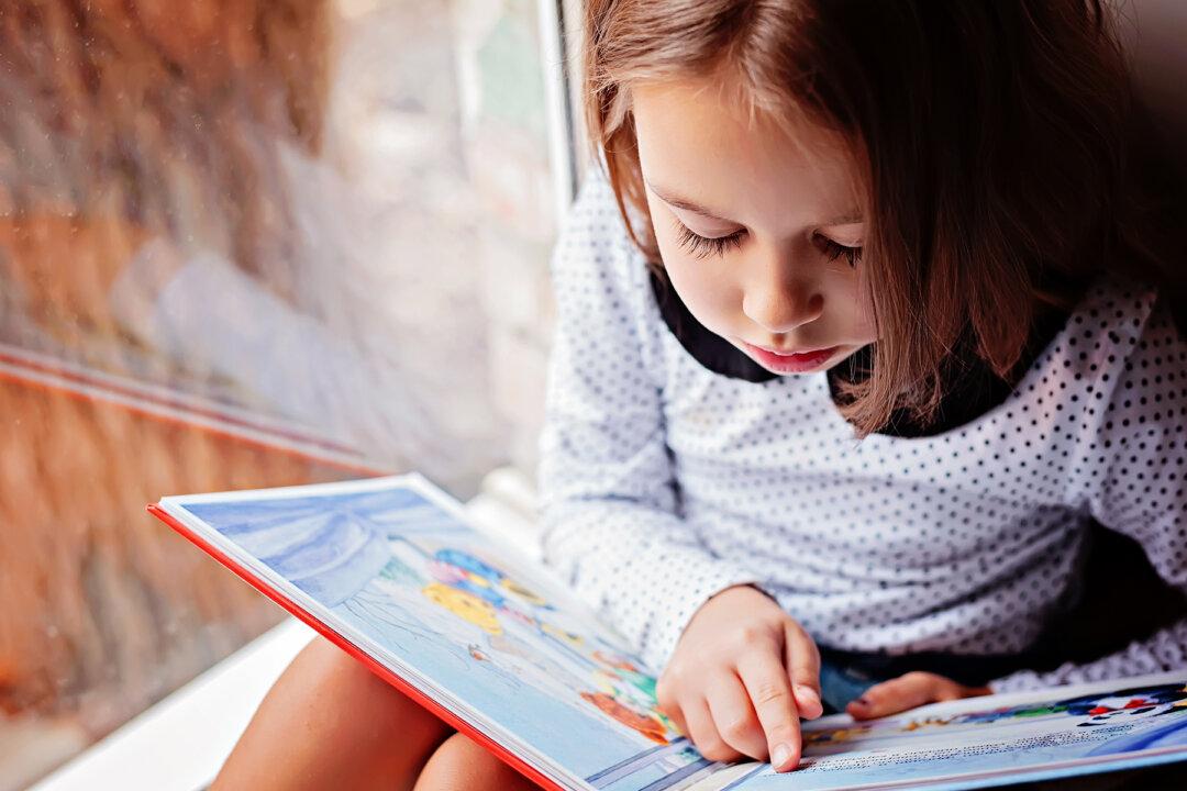 Kids Coax Fearful Shelter Dogs Out of Their Shells by Reading to Them to Help Them Get Adopted