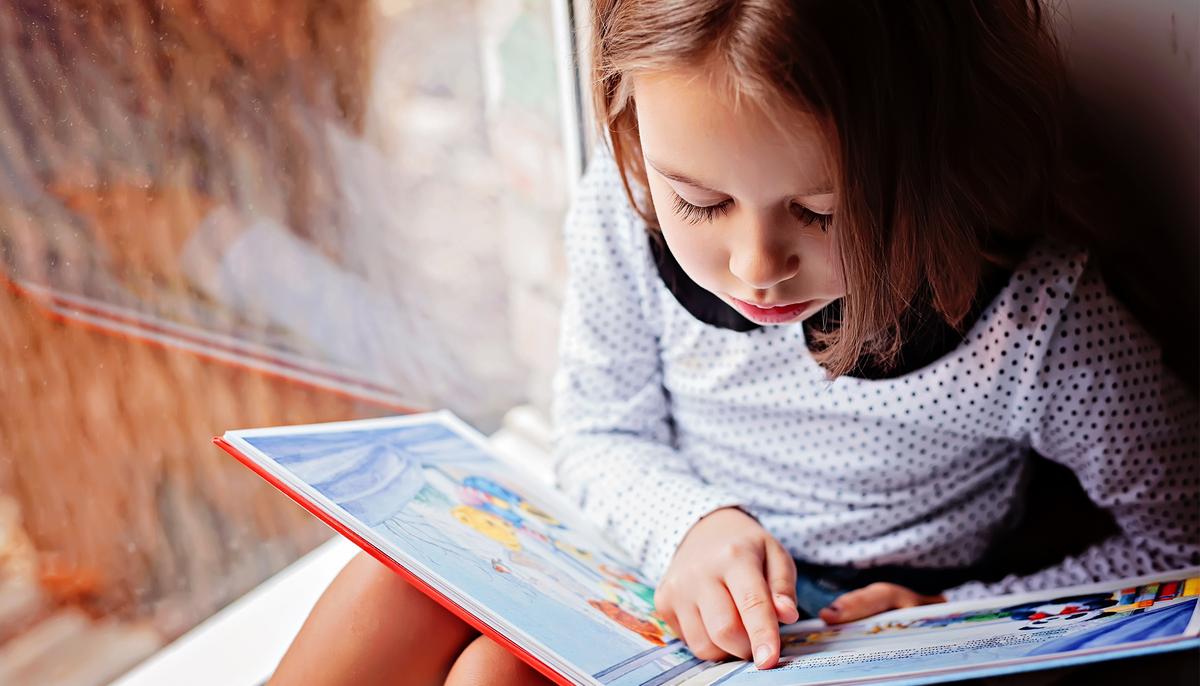 Kids Coax Fearful Shelter Dogs Out of Their Shells by Reading to Them to Help Them Get Adopted
