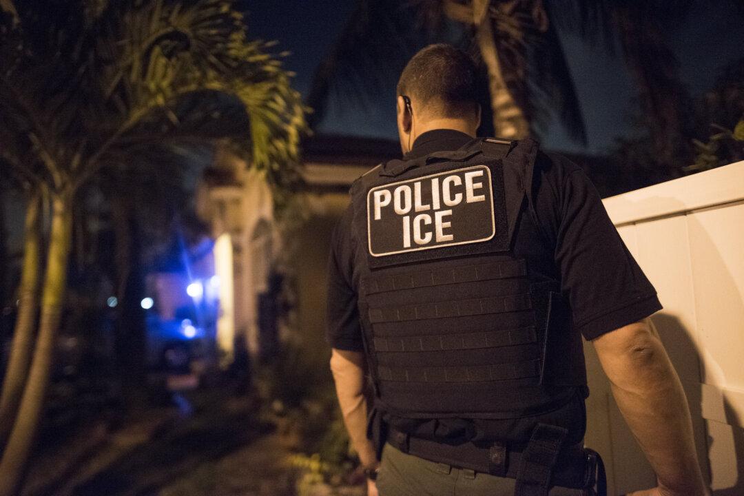 FBI Investigating After Shots Fired Into ICE Offices in San Antonio in ‘Targeted Attack’