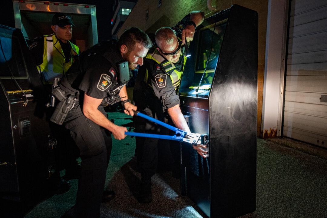 ‘Largest Mafia Bust in Ontario History’ Results in 9 Arrests, $35 Million Seized