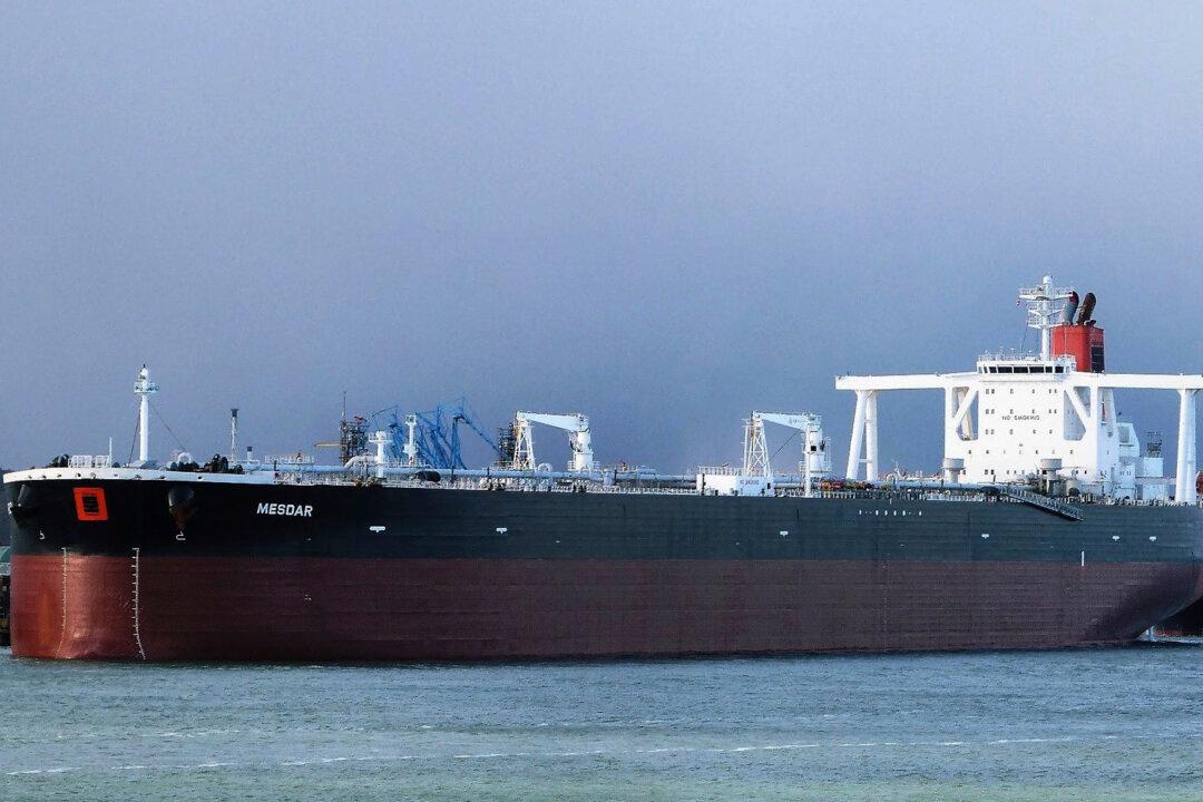 Iran Holds Up 2nd British-Linked Oil Tanker in Gulf on Same Day, Later Releases It