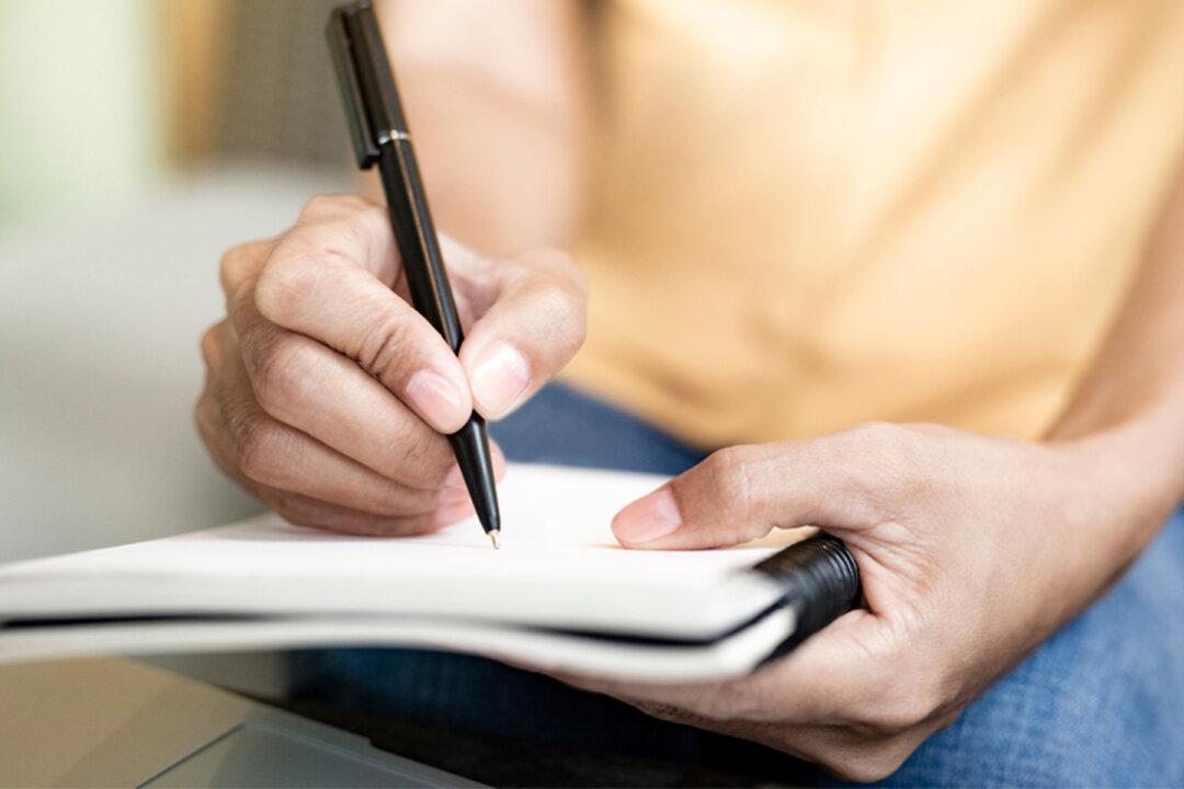 Woman Teaches Workplace Thief a Lesson After Her Coffee Creamer Gets Stolen