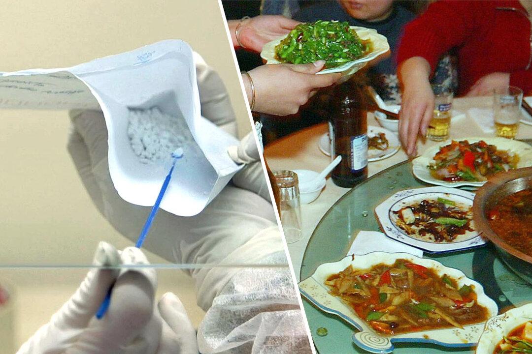 Woman Steps Outside During Dinner, Comes Back to Find Mysterious White Powder on Food