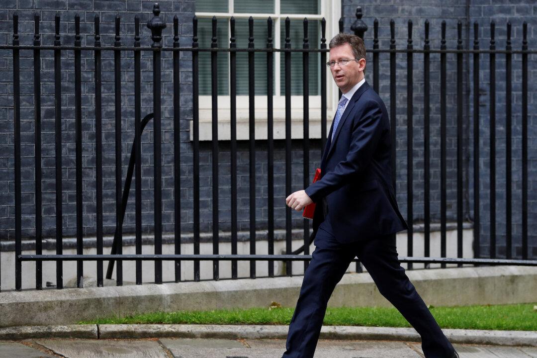 Britain Delays Decision on Huawei’s Role in 5G Networks