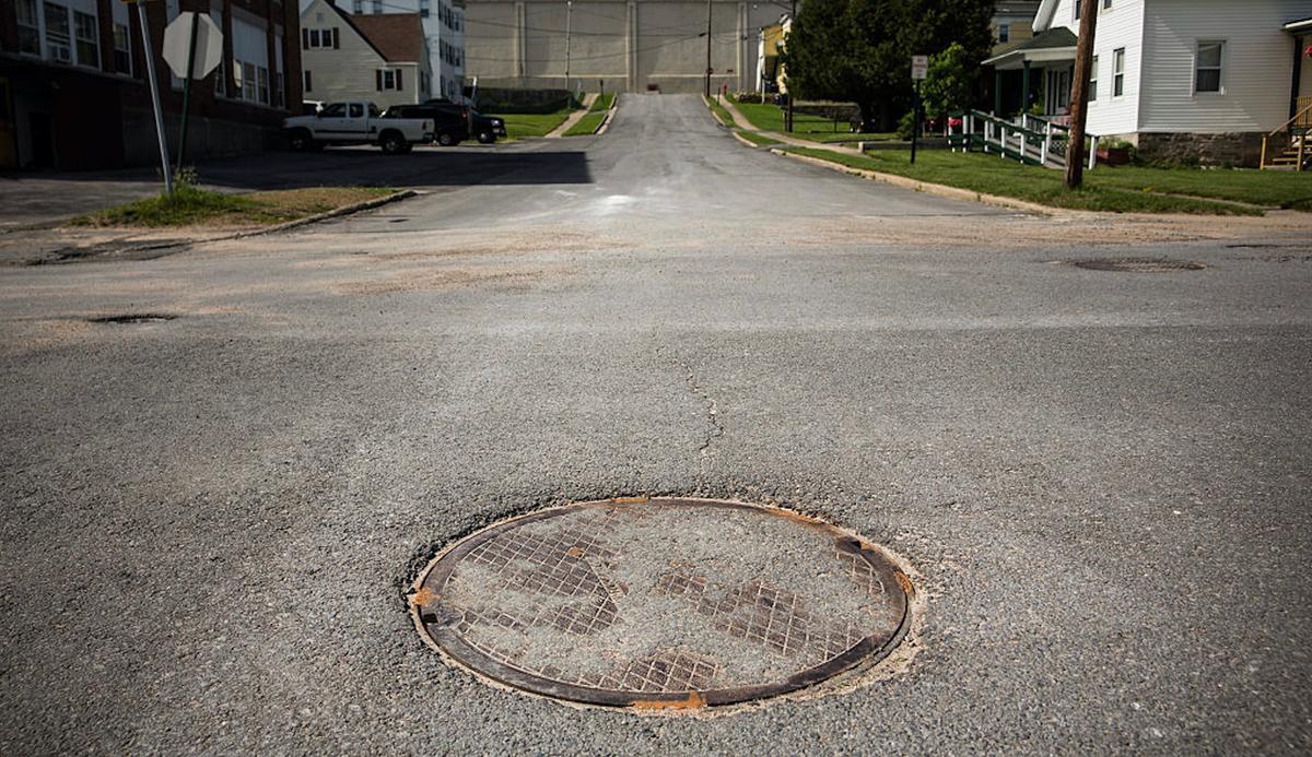 No More ‘Manholes’: California City Votes to Replace All Gender Terms Like ’Firemen' in Municipal Code