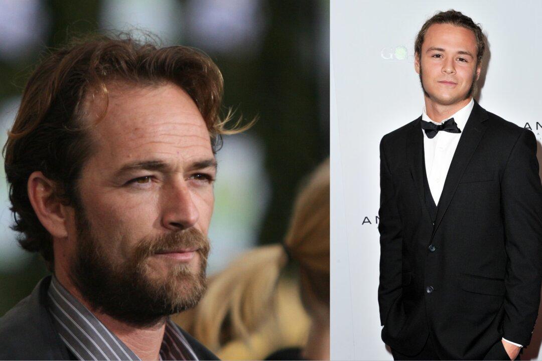 Luke Perry’s Son Climbs His ‘Once Upon a Time in Hollywood’ Billboard as Tribute to Dad’s Final Role