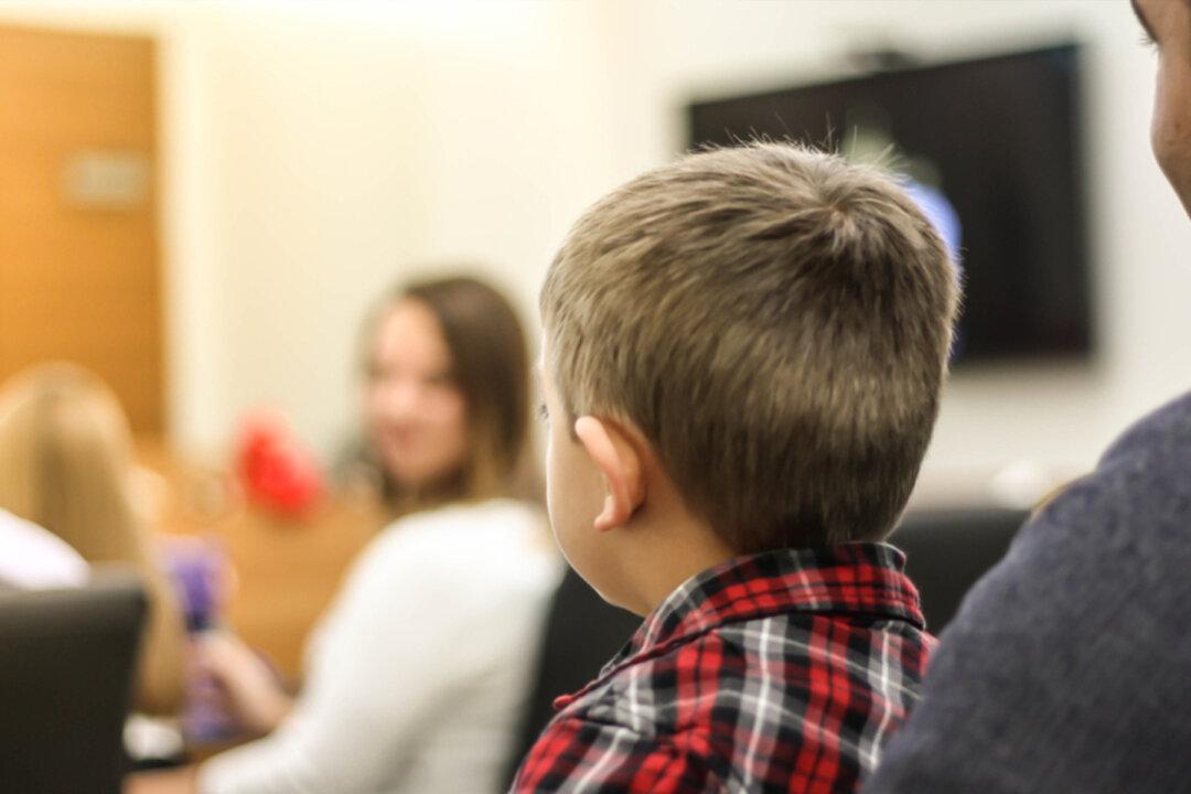 Foster Kid Claps and Shouts Out ‘Dad’ in Courtroom Upon Being Officially Adopted