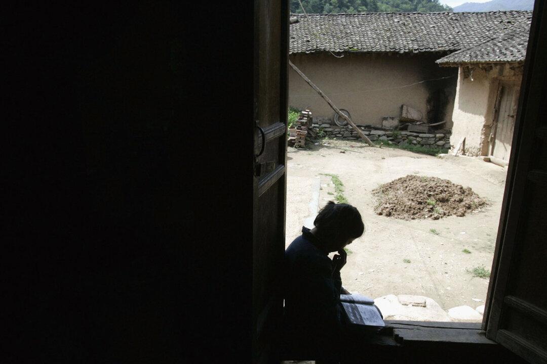 Stalker Harasses, Murders Woman and Her Son 12 Years After One Failed Blind Date