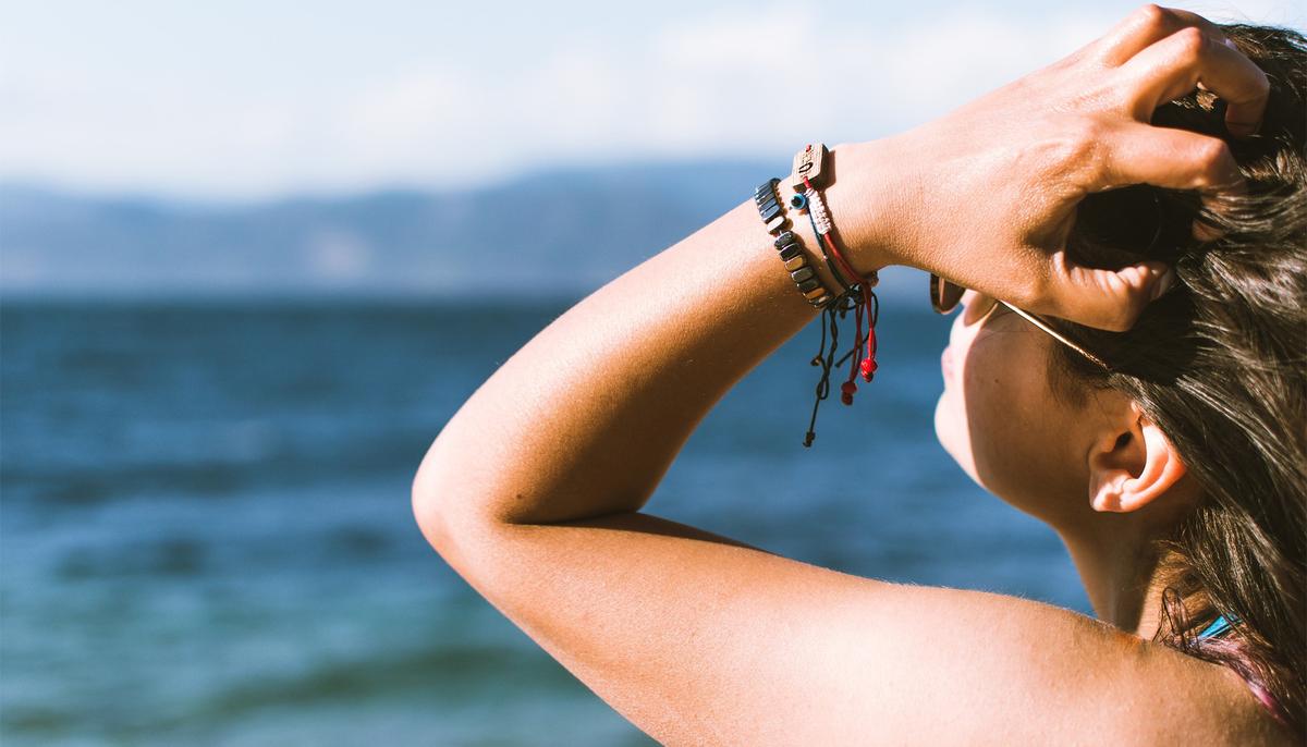 Mom’s Tip for Treating Sunburn Goes Viral, Dermatologists Say It Really Works