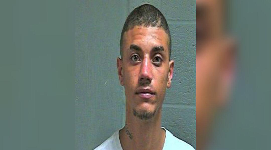 Female Detention Officer Fired After Officials Find Love Notes She Exchanged With Male Inmate