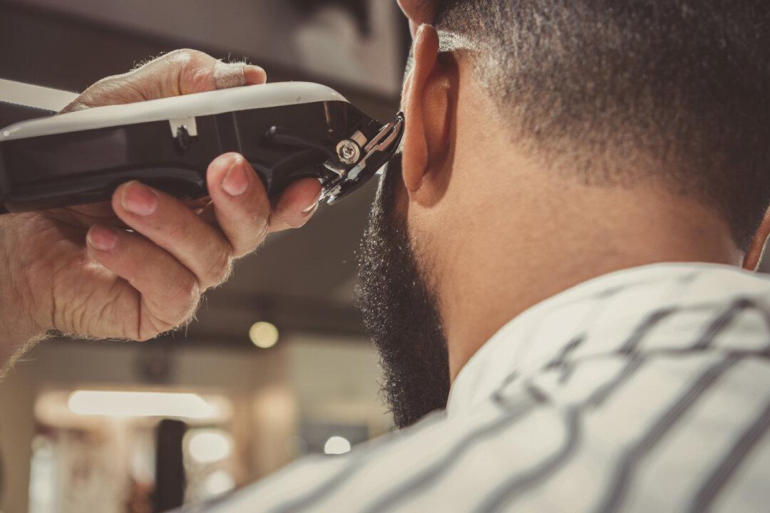 ‘Rude’ Hairdresser Shames Interracial Couple, Until One Customer Brings Her to Tears