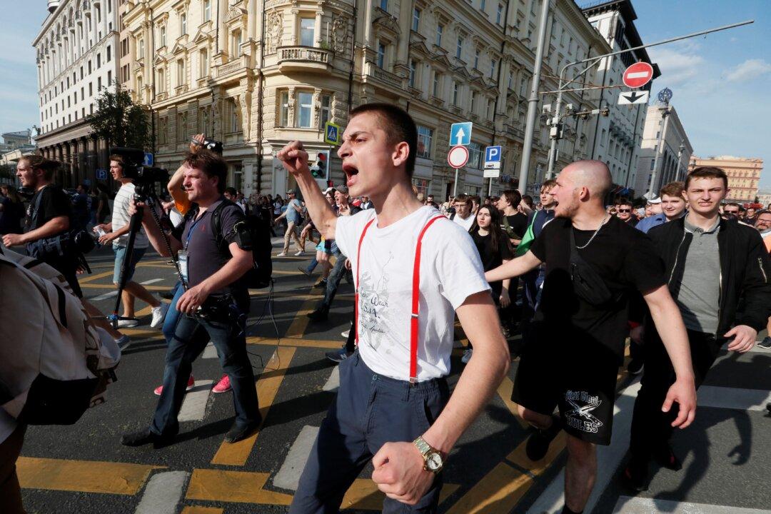 Nearly 1,400 Detained in Moscow Protest; Largest in Decade