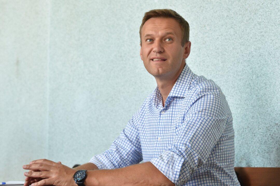 Kremlin Critic Navalny Returned to Jail Despite Poisoning Fears