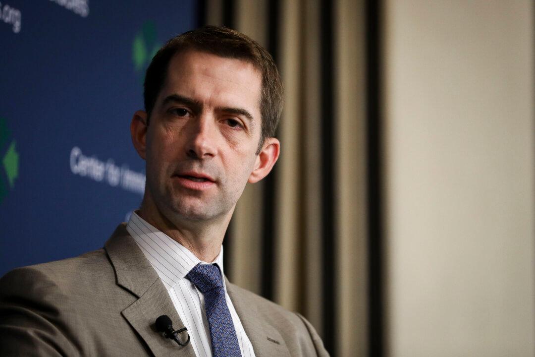 Sen. Cotton: Stop Giving Visas to Chinese Army-Affiliated Students