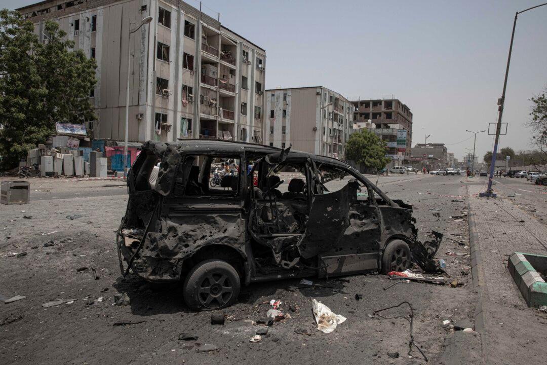 Rebel Missile Attack, Suicide Bombs Kill 51 in Yemen’s Aden