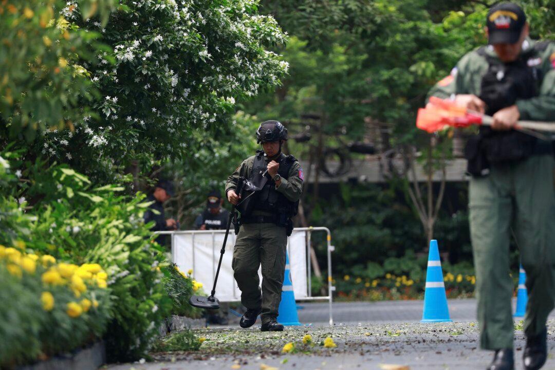 Several Small Blasts Heard in Thai Capital, 2 Hurt