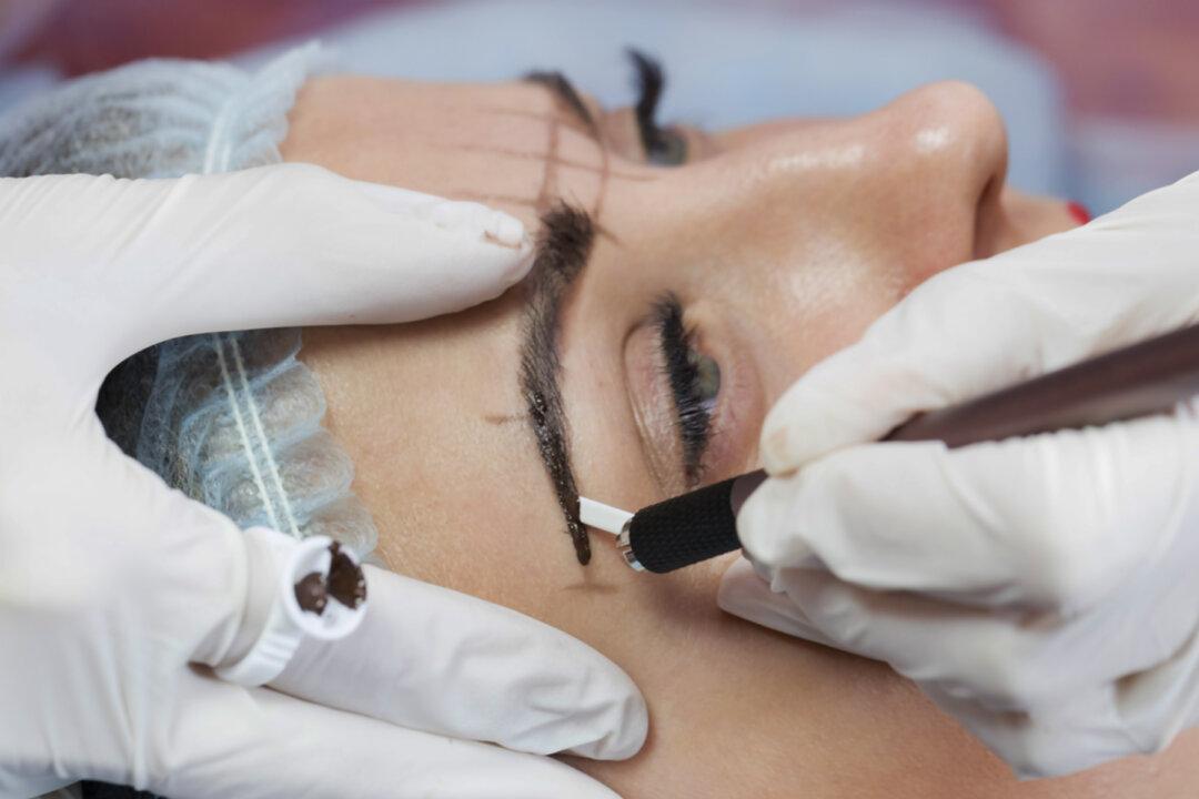 Woman Left With Horrible Scars ‘For Life’ After Permanent Eyebrow Procedure Goes Awry