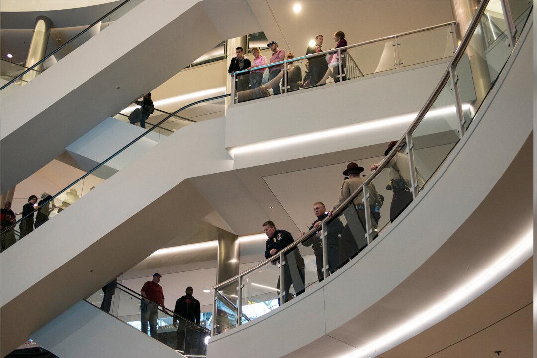 Boy Tossed From Mall of America Leaves ICU After 15 Surgeries, Parents Forgive Attacker