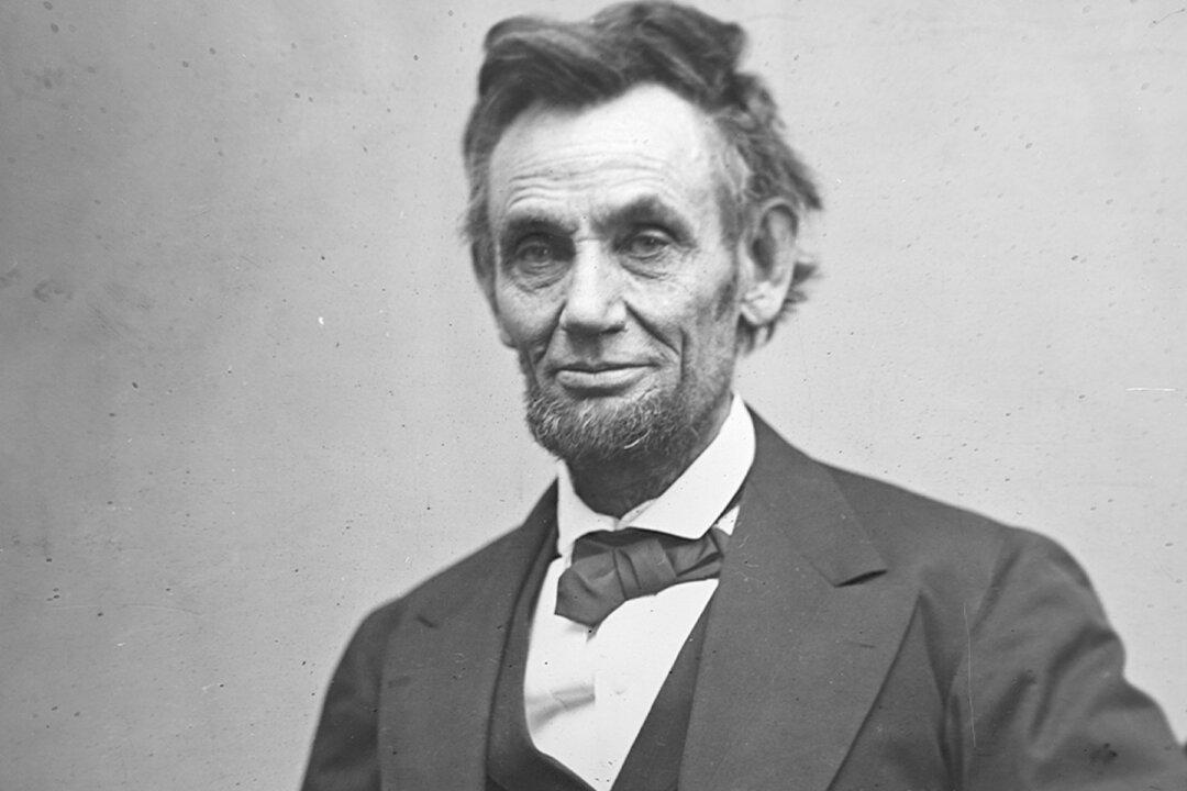 Abraham Lincoln Statue in Idaho Vandalized, No Permanent Damage