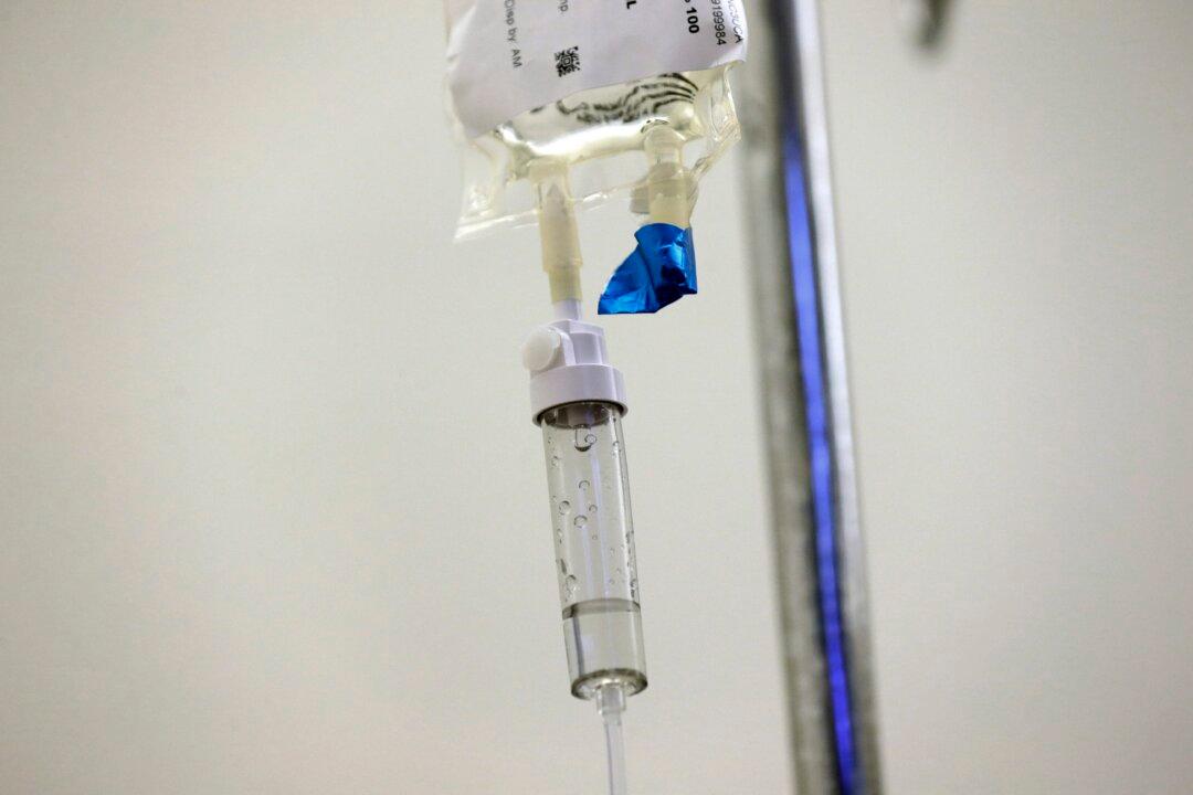 Israeli Students Identify Compound to Prevent Hair Loss in Cancer Patients