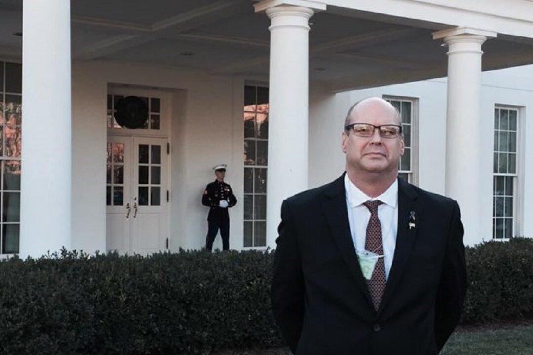 Steve Ronnebeck, Whose Son Was Murdered by an Illegal Immigrant, Kicks Off Race for Congress Seat