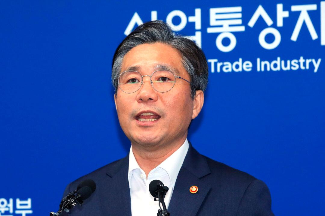 South Korea to Remove Japan From Preferred Trade List