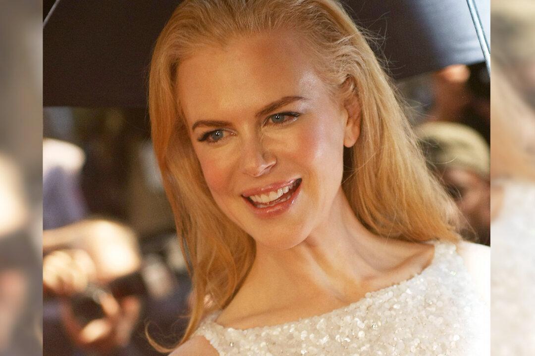 Nicole Kidman Shows Her Amazing Parenting Skills With Her Beautiful Daughters