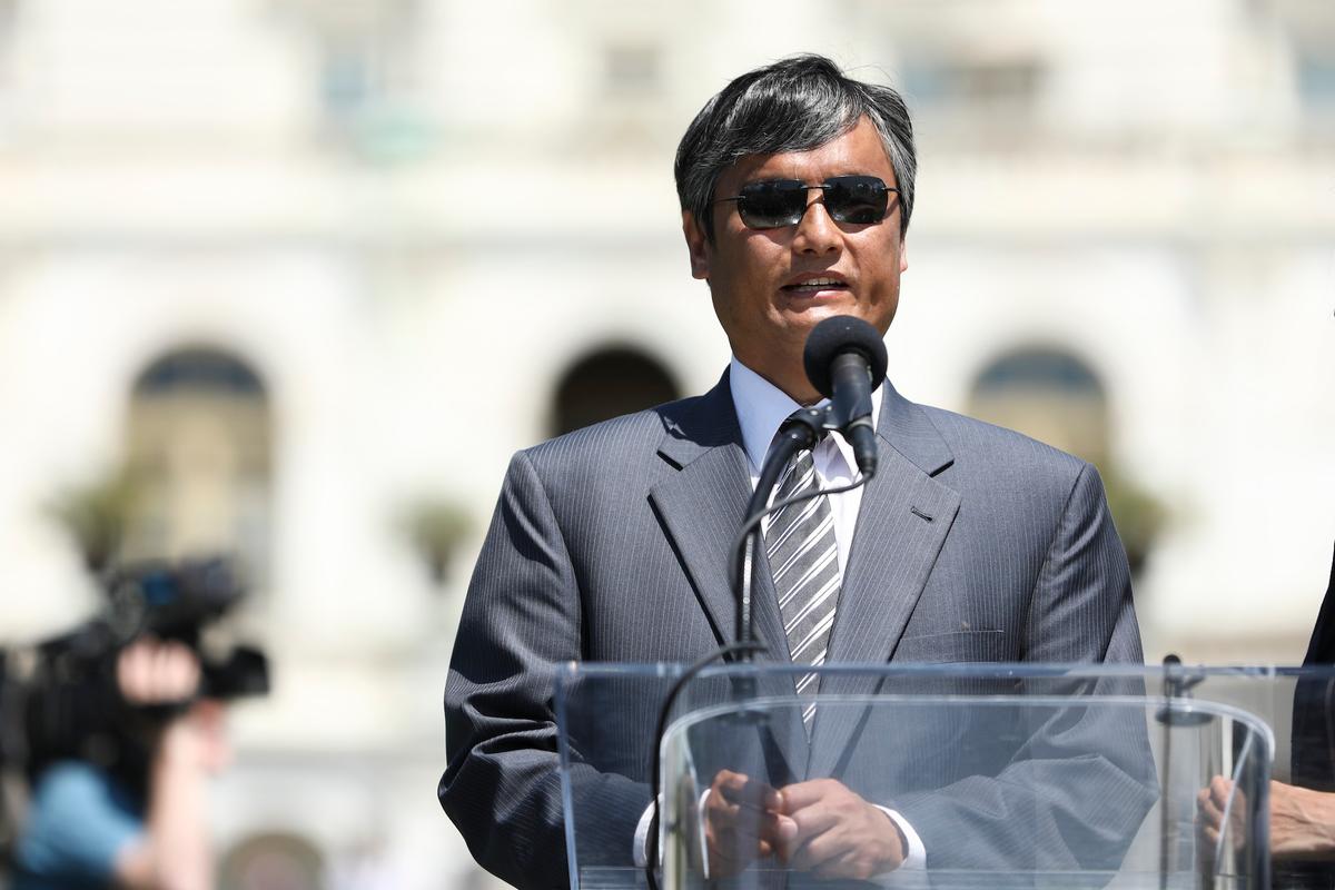 Lawyer Explains Harsh Reality Facing Those Who Defend People’s Rights in China