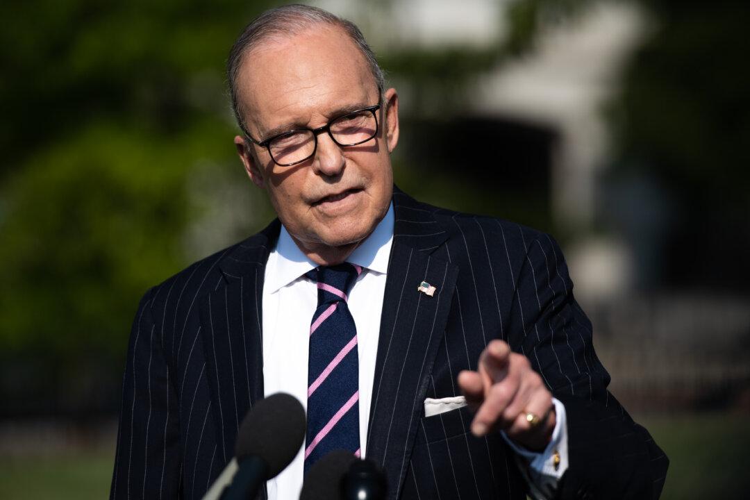 Trump ‘Looking at’ Potential Purchase of Greenland, Kudlow Says