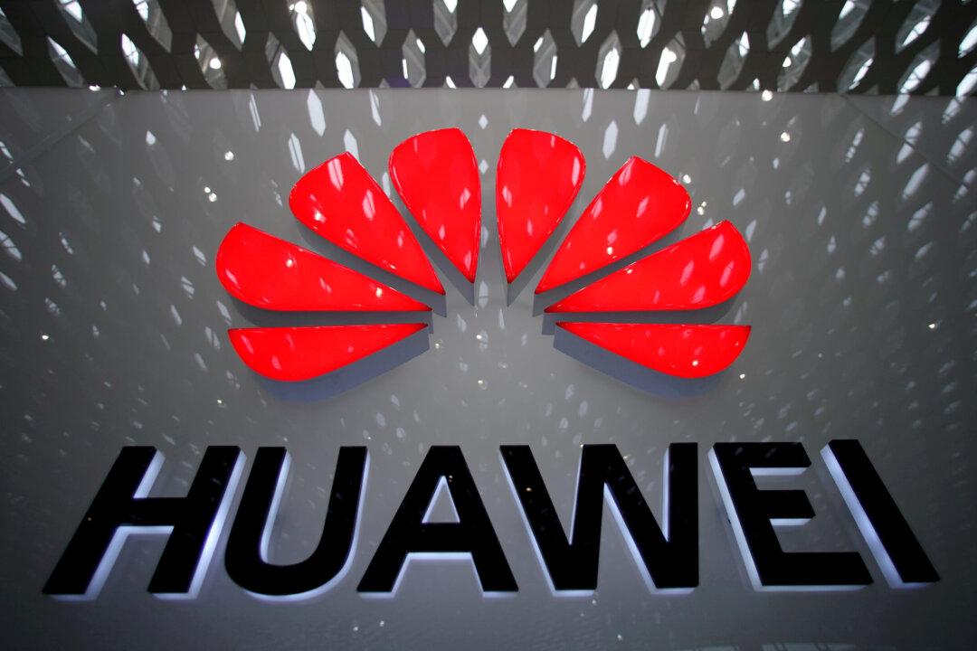 White House Considered Kicking Huawei Out of US Banking System