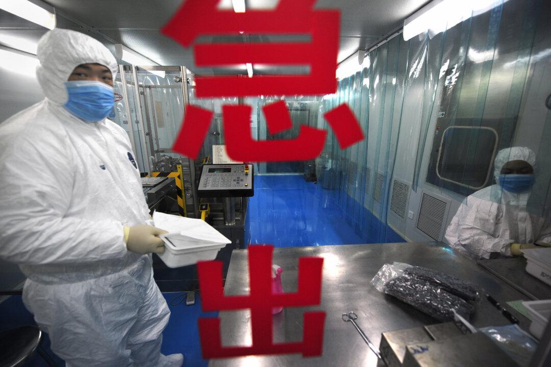 Chinese Using Unfair Practices to Challenge US Dominance in Biopharma, Report Says