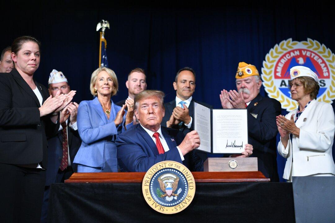 Trump Signs Memorandum to Expedite Student Loan Debt Elimination for Disabled Vets