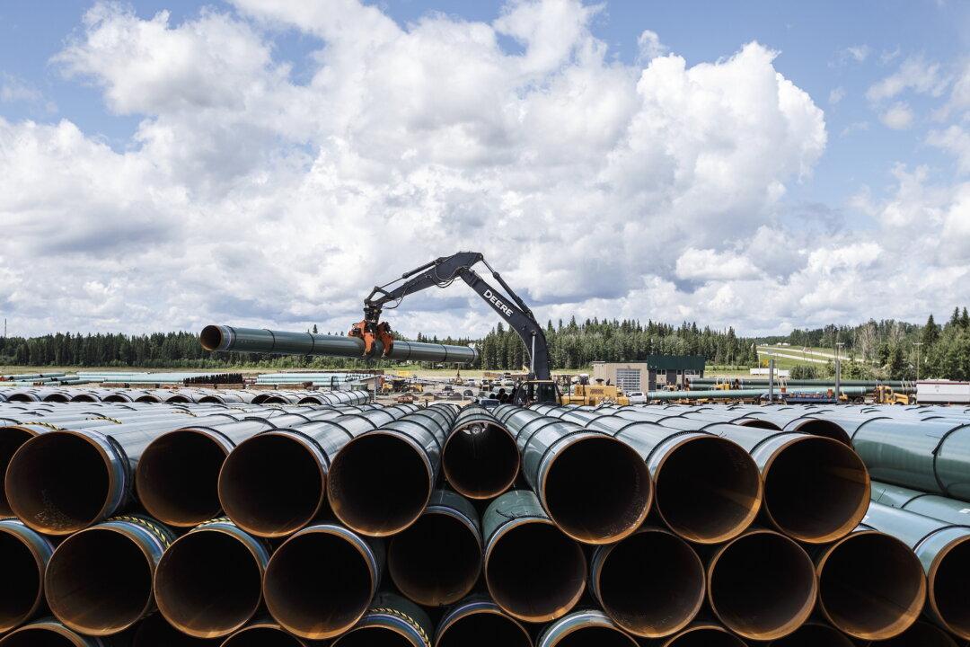Trans Mountain Pipeline to Restart Construction, Aim for 2022 Completion