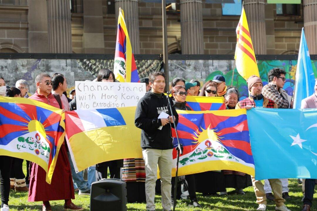 Tibetan Community Leaders Hold Rally to Support Hong Kongers’ Fight for Freedom