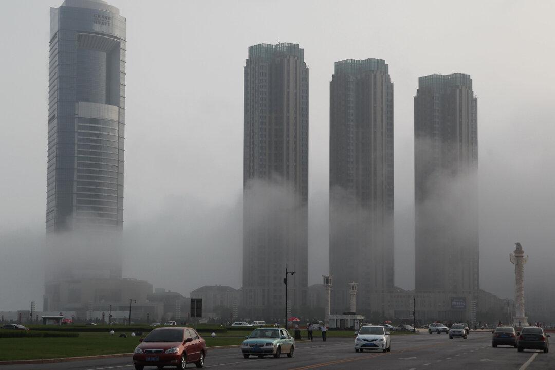 Man Attempts Robbery of $87,000, Caught Relaxing in Victim’s Bedroom