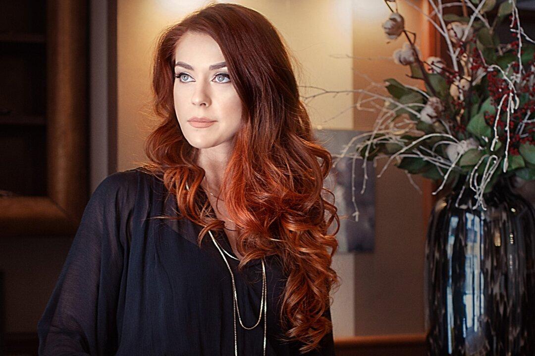 Anda Suman: The Art of the Romanian Blouse