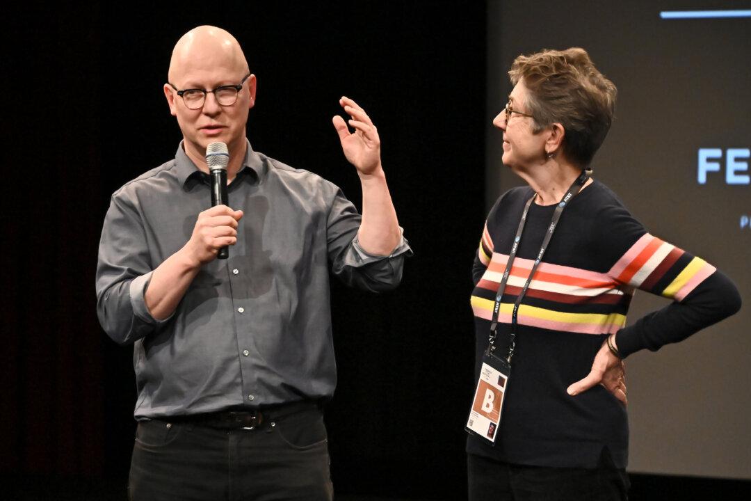 Obamas Partner With DSA Marxist to Distribute Netflix Socialist Propaganda Documentary ‘American Factory’