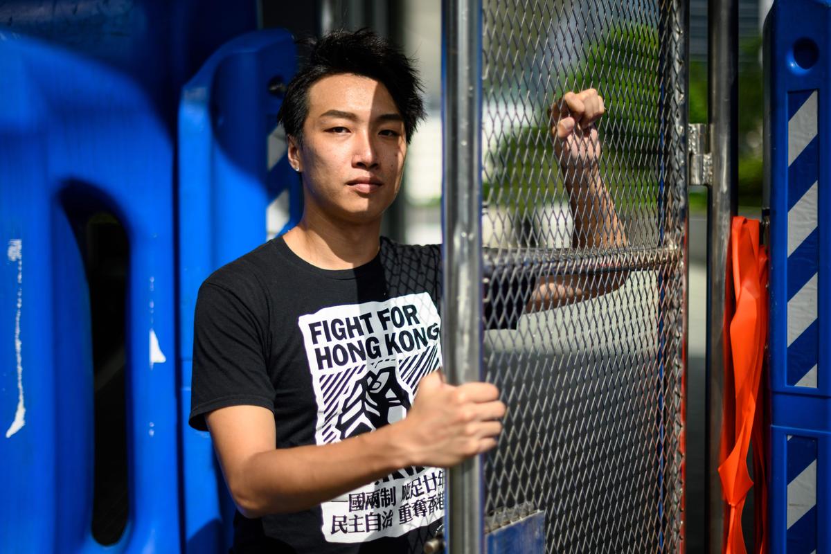 Hong Kong Protest Organizers Attacked by Thugs Wielding Baseball Bat, Metal Poles