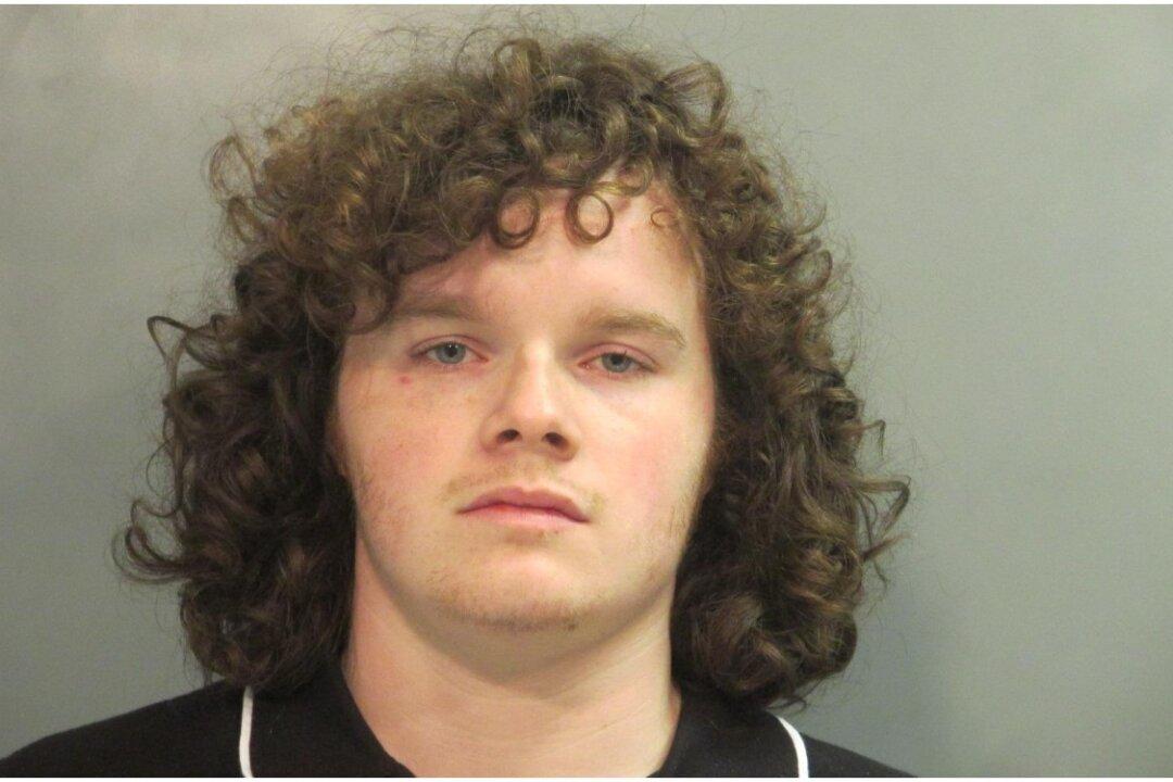 Murder Suspect in Arkansas Jail Kills Cellmate Accused of Shooting at Police