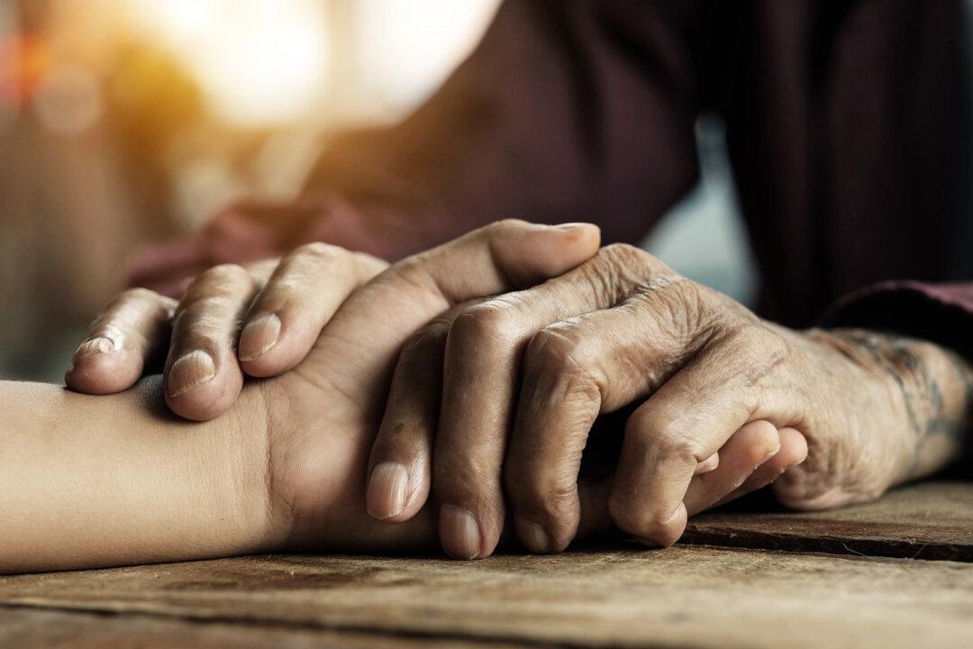 Estranged Wife Tried to Pull the Plug on Husband’s Life Support, Then Dad Literally Stands in the Way