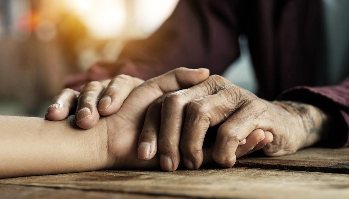 Estranged Wife Tried to Pull the Plug on Husband’s Life Support, Then Dad Literally Stands in the Way