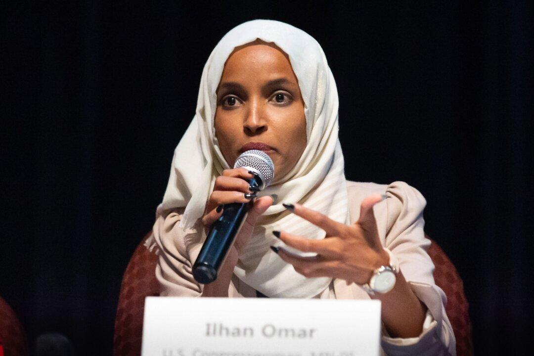Omar on Possible Campaign Finance Violations, Affair: ‘They’re Stupid Questions’