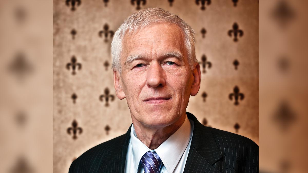 Polish Prime Minister’s Father Who Was Leading Dissident in Communist Era Dies