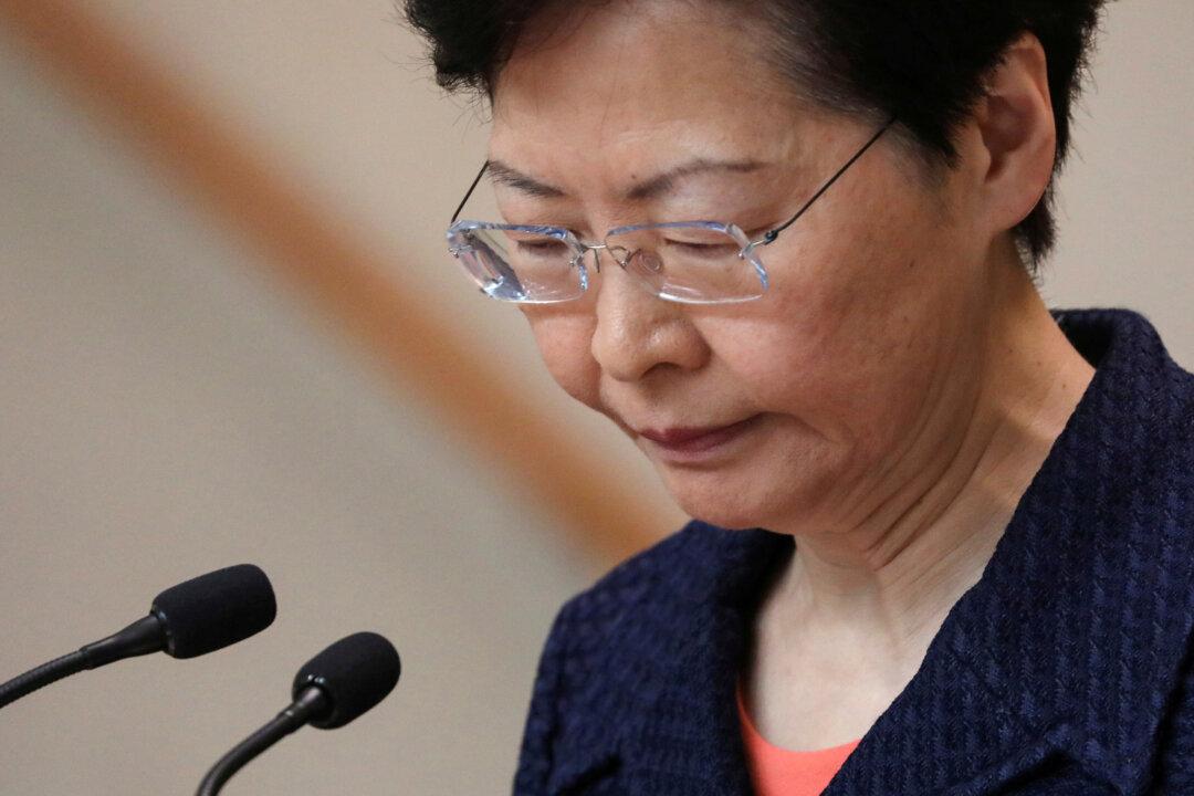 Hong Kong Leader Says She Would ‘Quit’ If She Could, Fears Her Ability to Resolve Crisis Now ‘Very Limited’