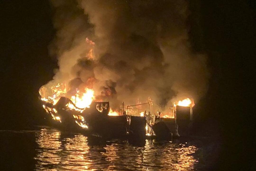 8 Killed in Deadly California Boat Fire; Dozens Missing