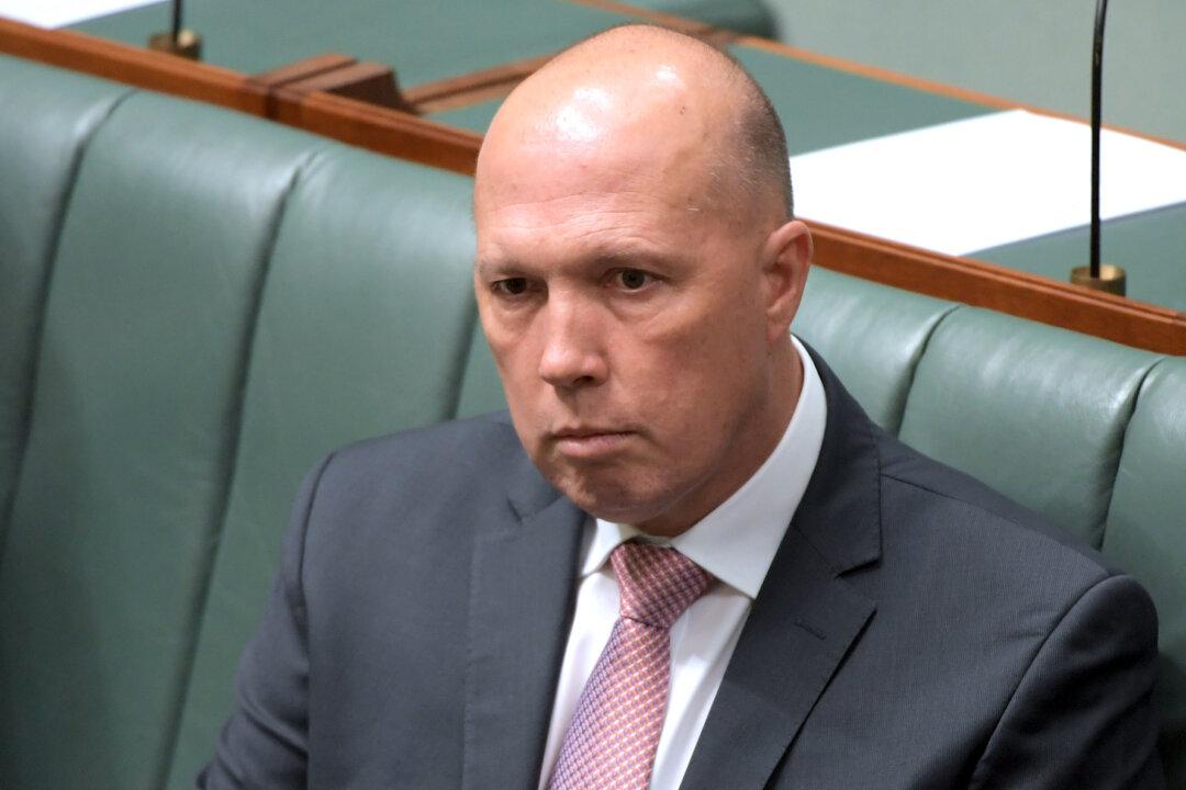 Australia to Spend $875 Million on Upgrades to Defence Facilities