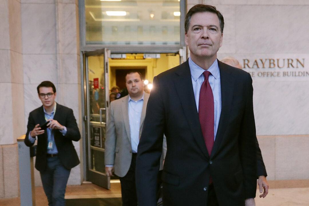 DOJ Determines 2 FISA Spy Warrants on Trump Campaign Adviser Were ‘Not Valid’