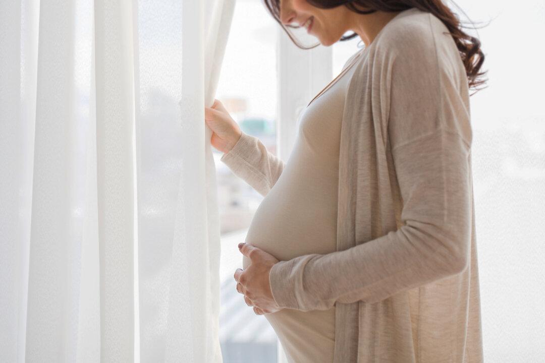 Woman Who Thought She Was Pregnant Discovers It Was Really a Cancerous Growth