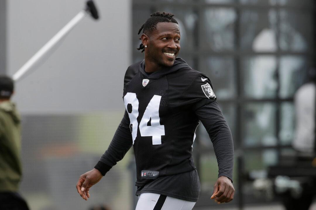 Cut by Raiders, Brown Becoming a Patriot on Eve of Opener
